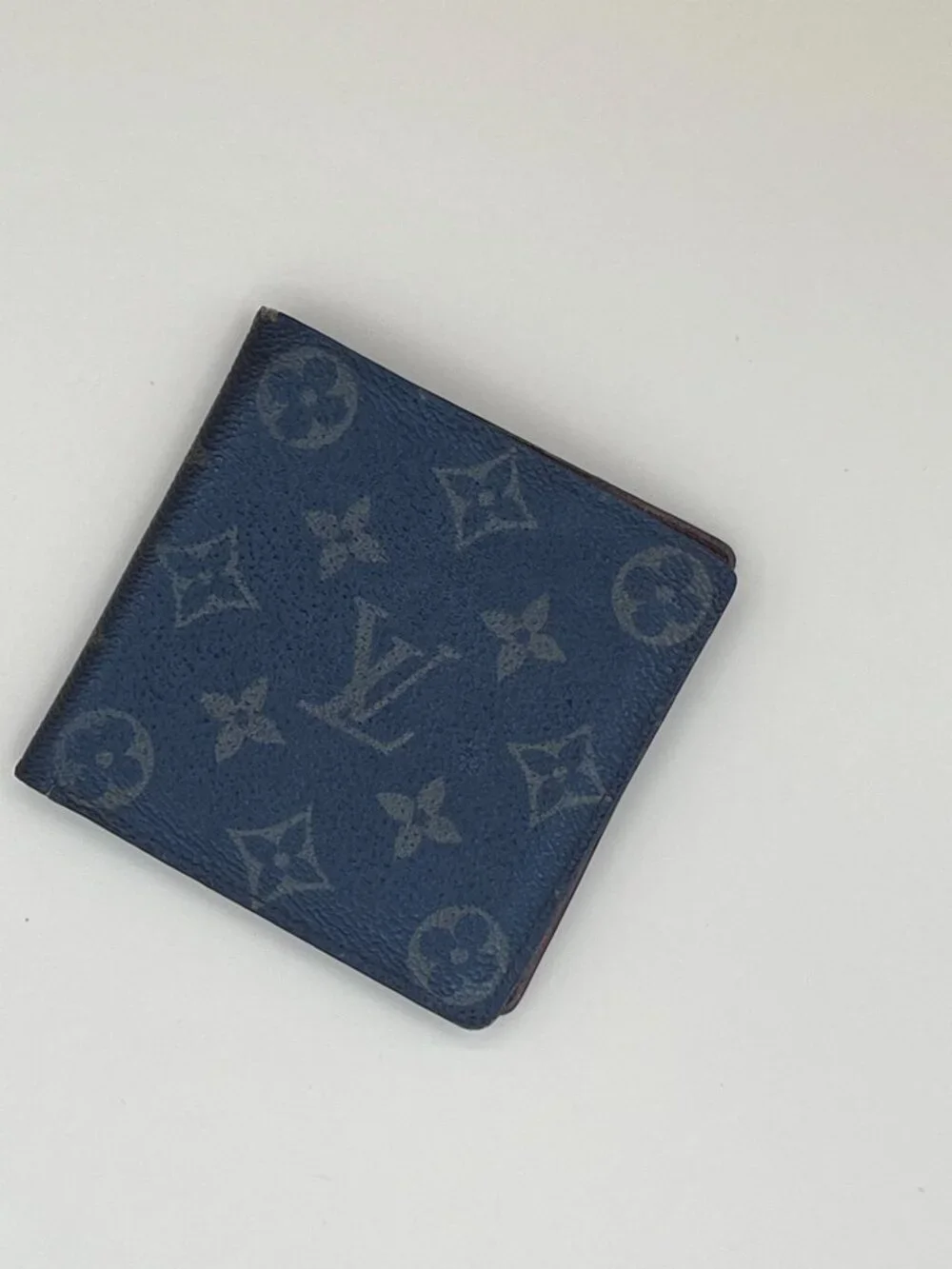 Louis Vuitton Monogram Canvas Vintage Compact Bifold Snap Wallet Coin Pocket